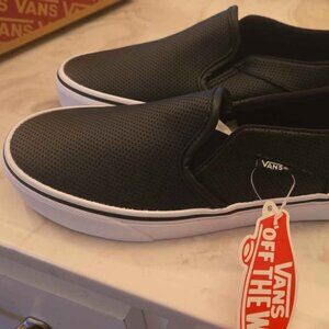 Black Leather Van womens size 7